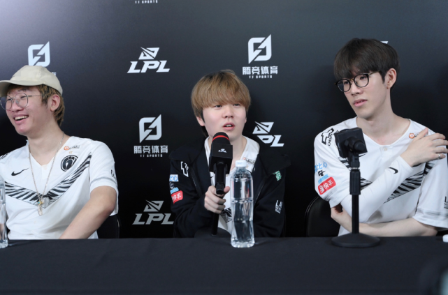 她们不仅具 她们不仅具