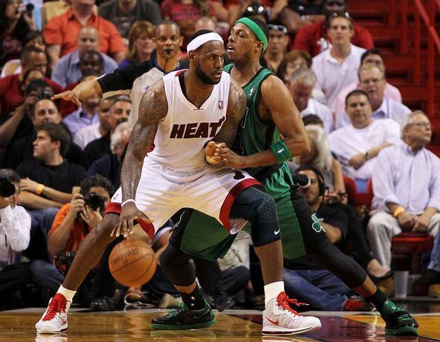 破重围精彩 破重围精彩