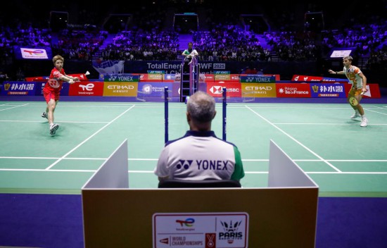 汤普森等队 汤普森等队